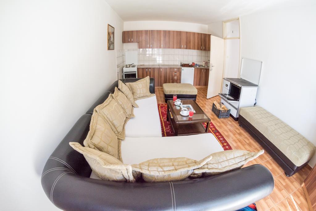 Apartment Vera プルジネ エクステリア 写真